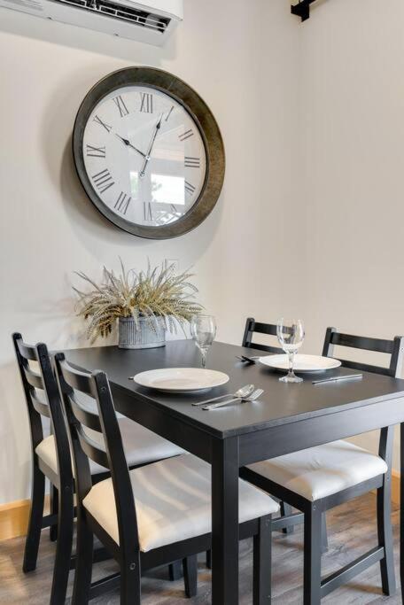 Maple Suite - Main Street Lodge In Berlin Luaran gambar